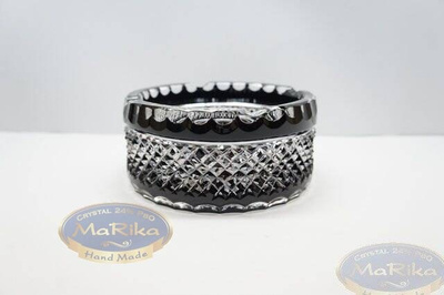 Black crystal ashtray