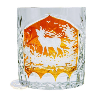 Crystal set with a hunting motif carafe and glasses for whisky
